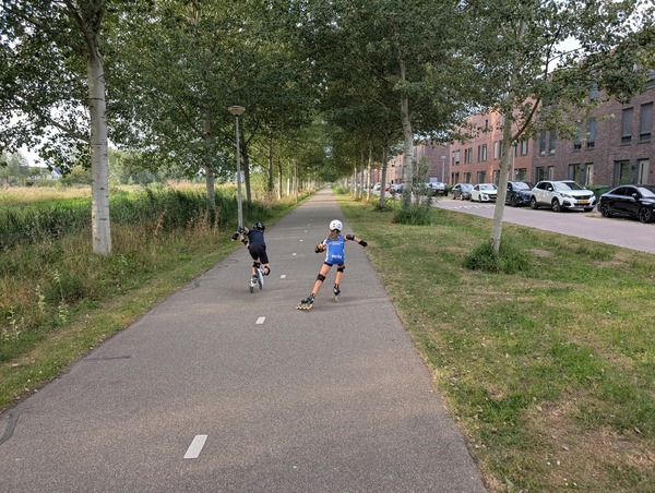 pxl-20250826-165645591